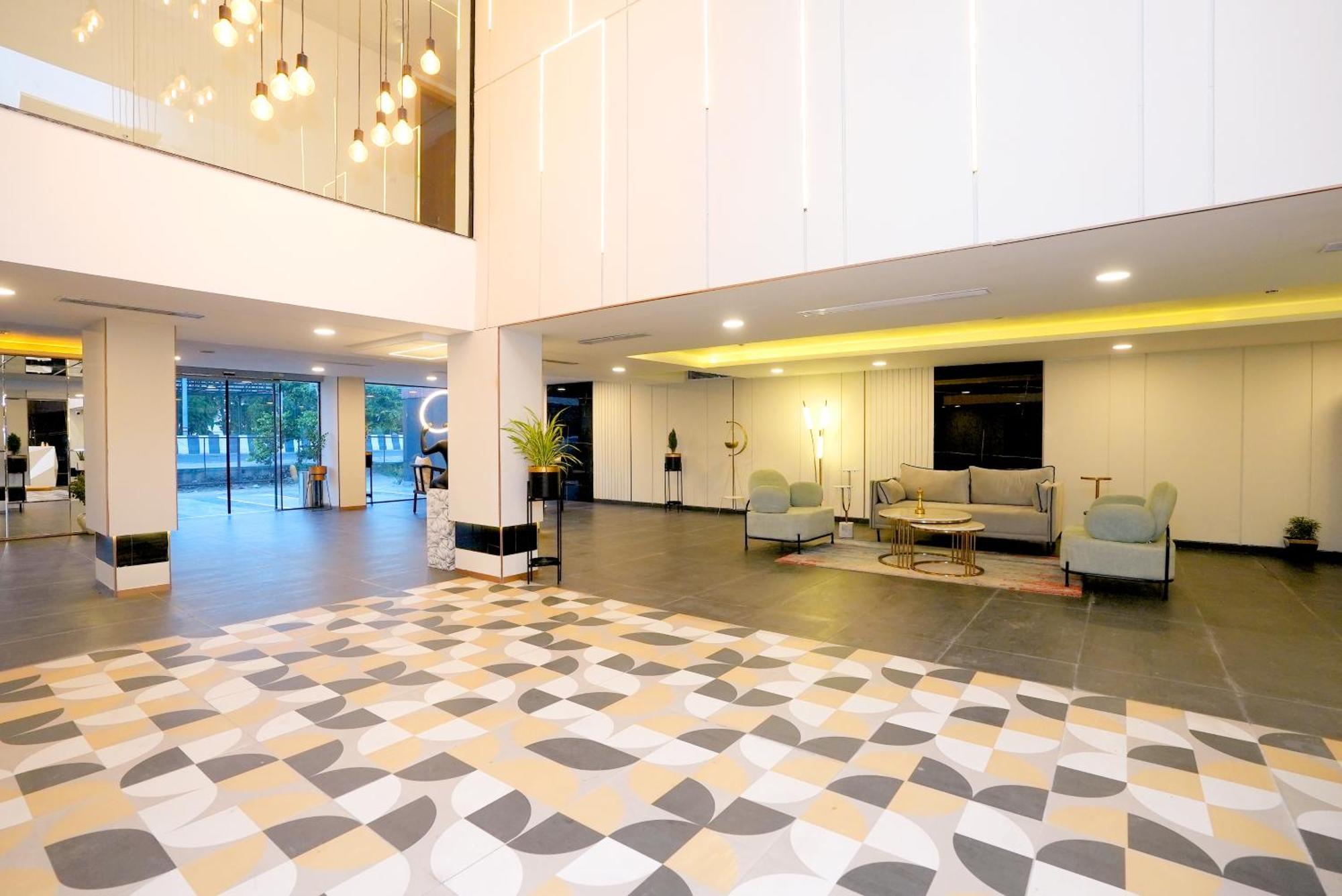 Hotel Limon & Banquet Sector 29, Гургаон Екстериор снимка