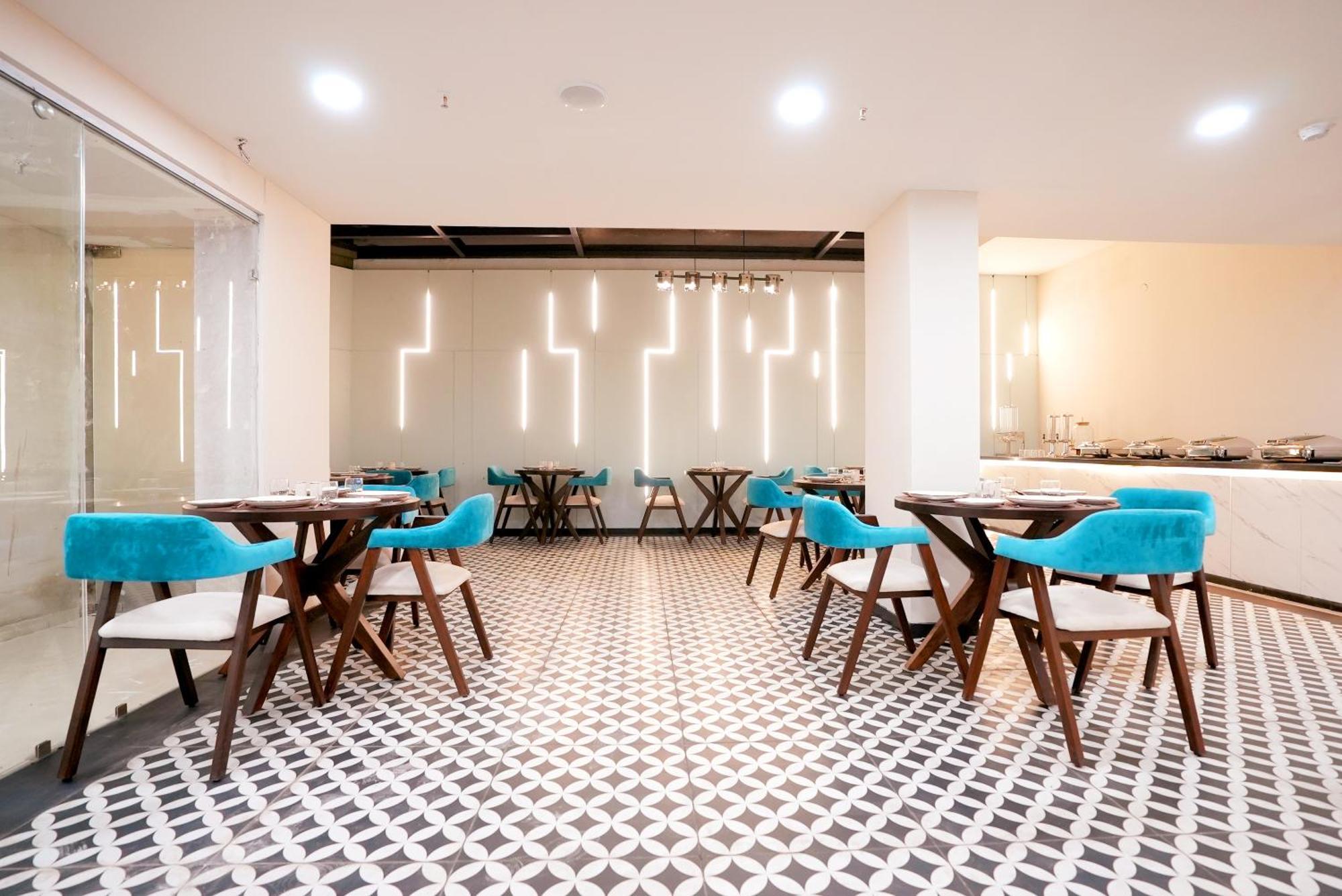 Hotel Limon & Banquet Sector 29, Гургаон Екстериор снимка