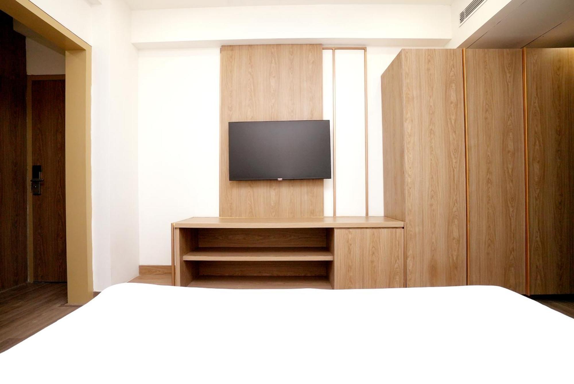 Hotel Limon & Banquet Sector 29, Гургаон Екстериор снимка