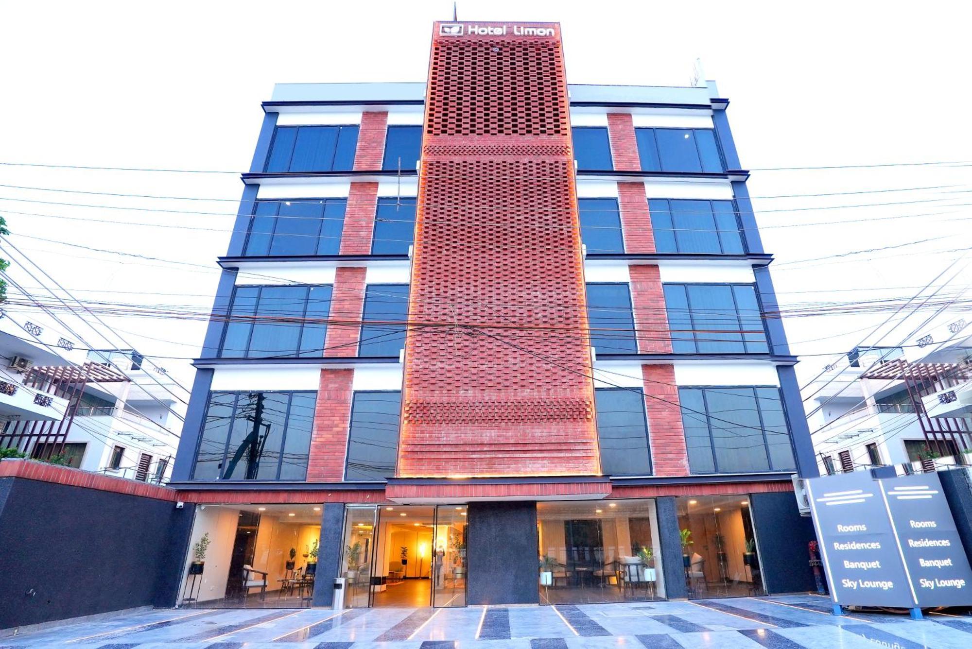 Hotel Limon & Banquet Sector 29, Гургаон Екстериор снимка